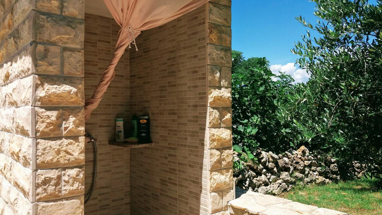 Apartments Jolic Vir Εξωτερικό φωτογραφία